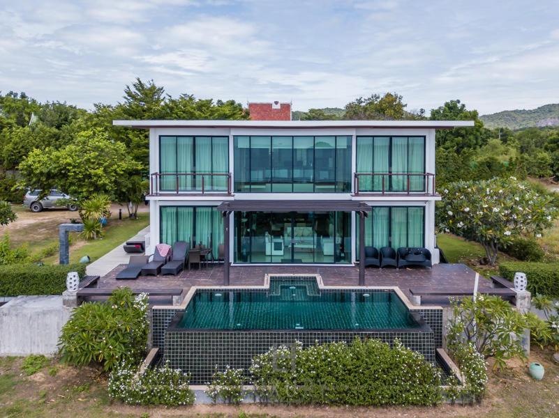 Beachfront Modern 4 Bedroom Pool Villa - Rv HHQ Zewnętrze zdjęcie