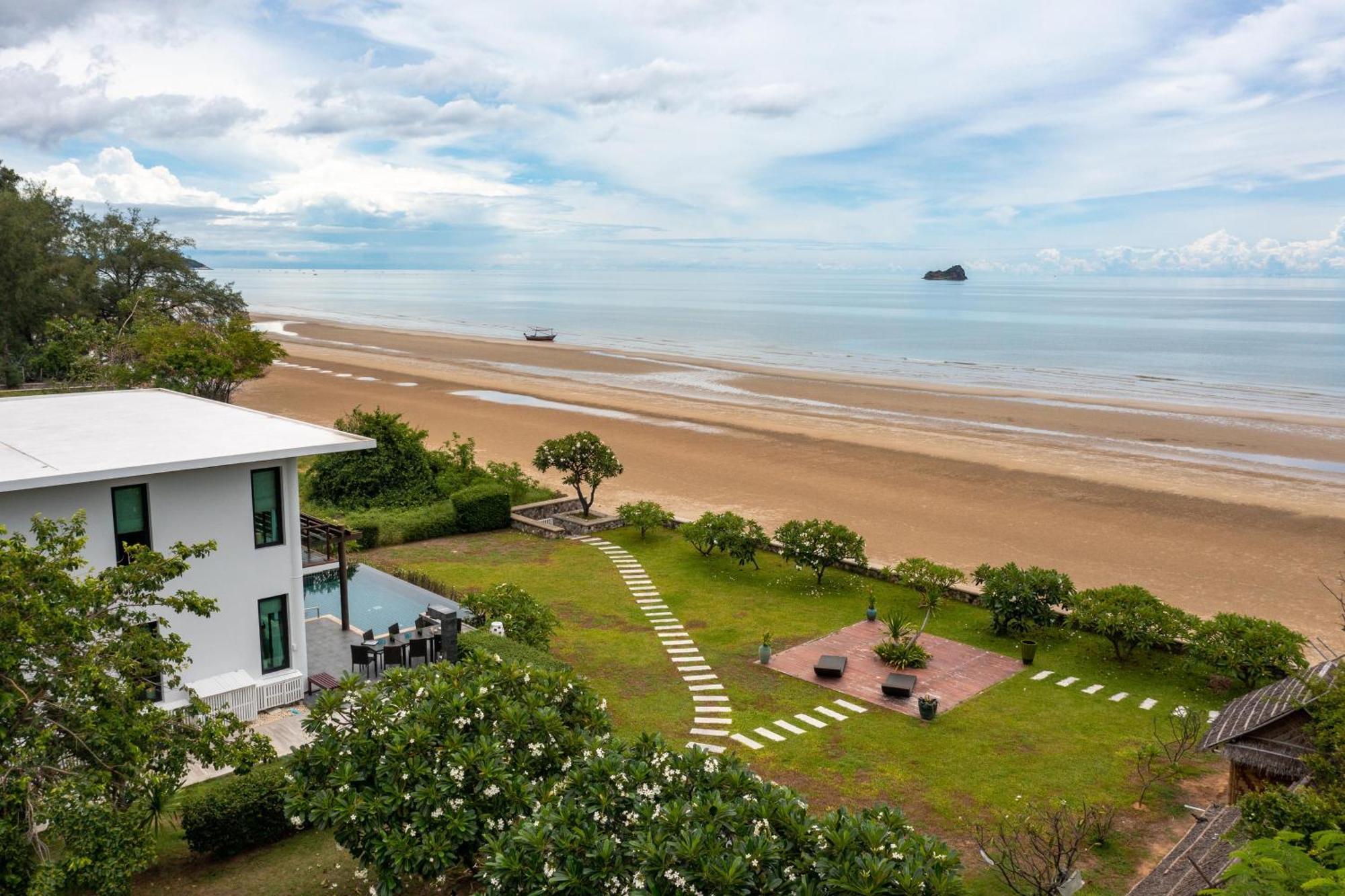 Beachfront Modern 4 Bedroom Pool Villa - Rv HHQ Zewnętrze zdjęcie
