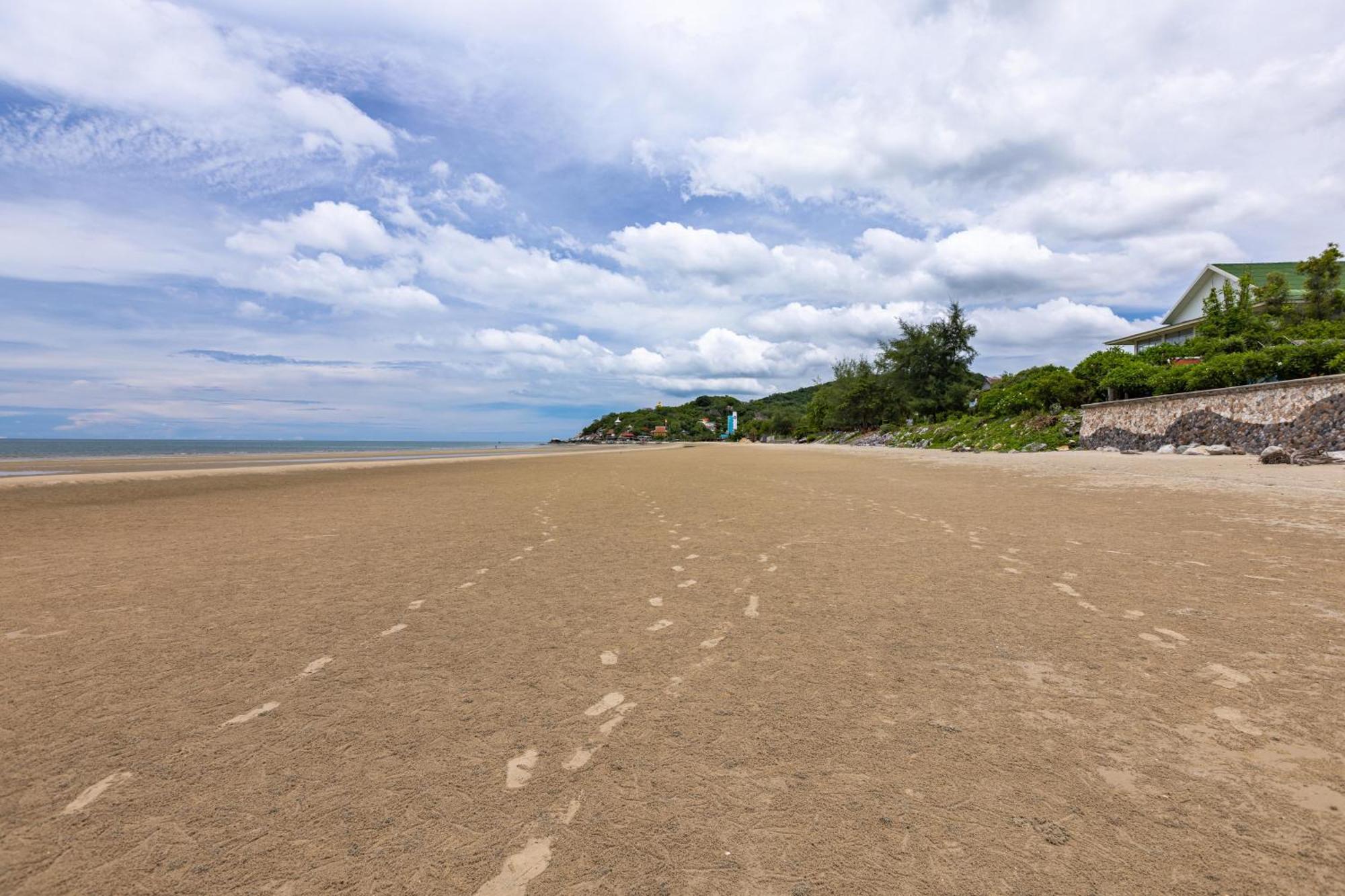 Beachfront Modern 4 Bedroom Pool Villa - Rv HHQ Zewnętrze zdjęcie