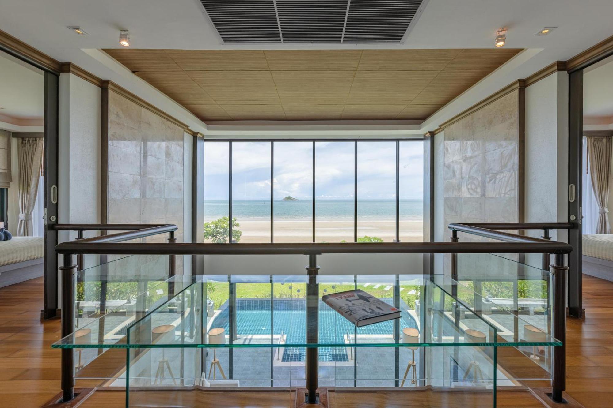 Beachfront Modern 4 Bedroom Pool Villa - Rv HHQ Zewnętrze zdjęcie