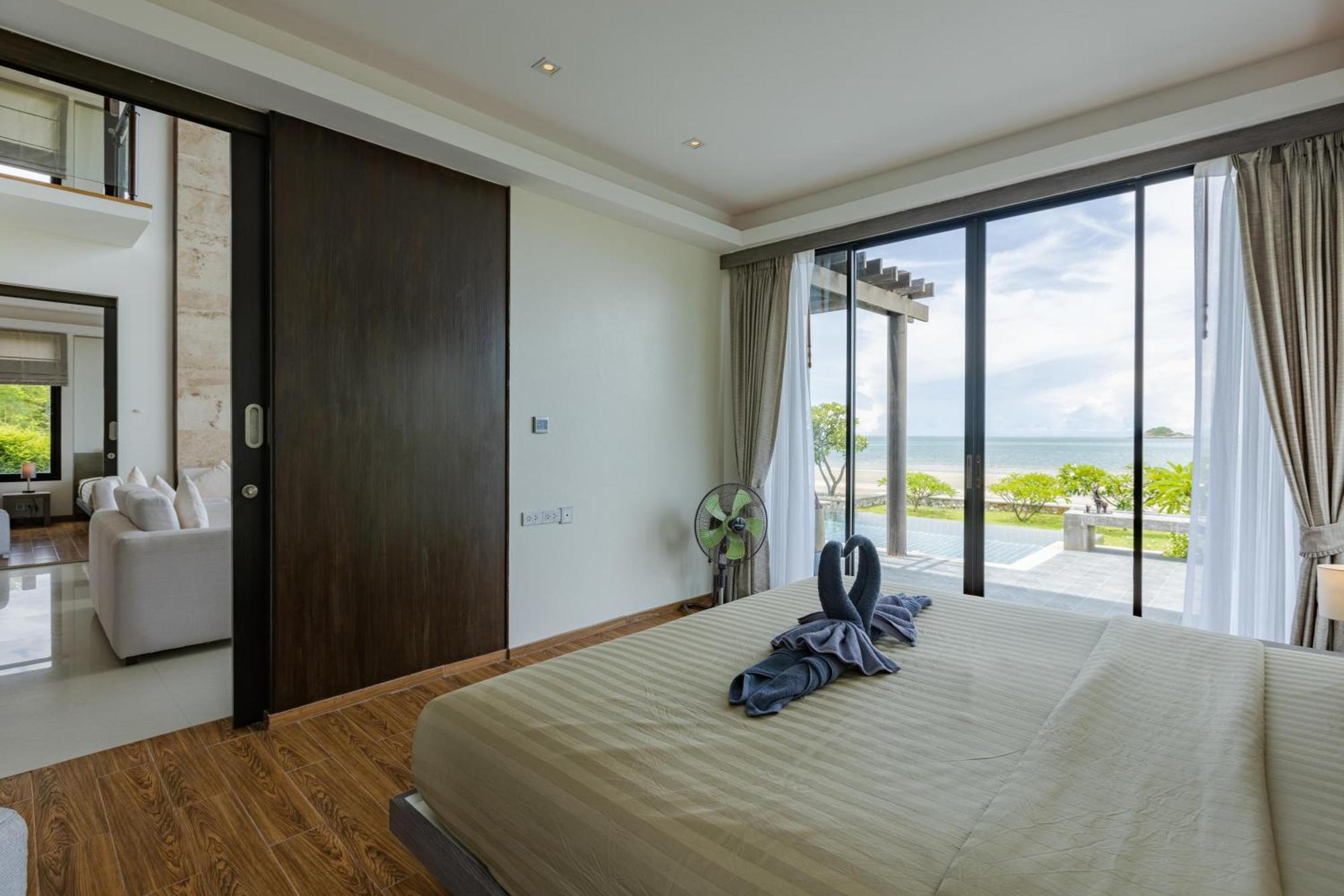 Beachfront Modern 4 Bedroom Pool Villa - Rv HHQ Zewnętrze zdjęcie