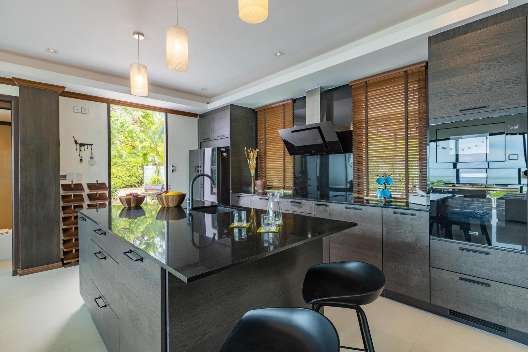 Beachfront Modern 4 Bedroom Pool Villa - Rv HHQ Zewnętrze zdjęcie