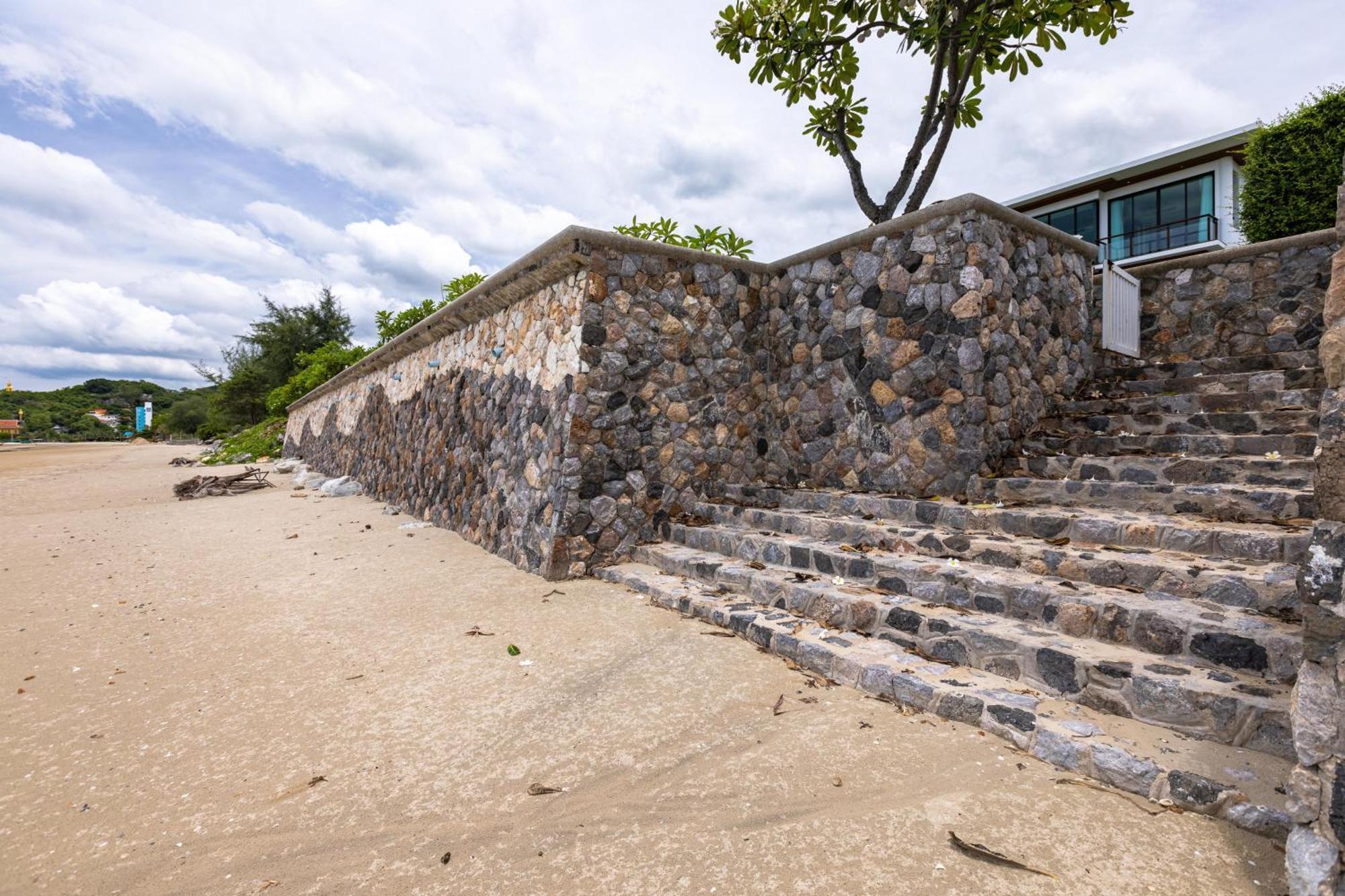 Beachfront Modern 4 Bedroom Pool Villa - Rv HHQ Zewnętrze zdjęcie
